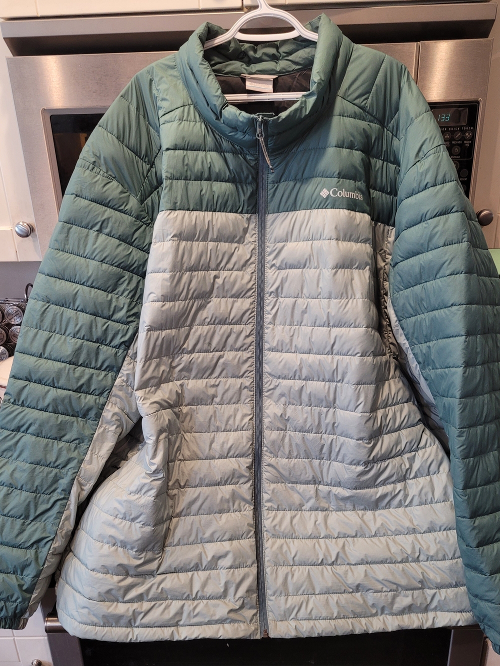Men's Columbia Two-Tone Green Packable Puffer Jacket